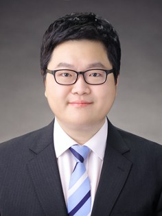 김창